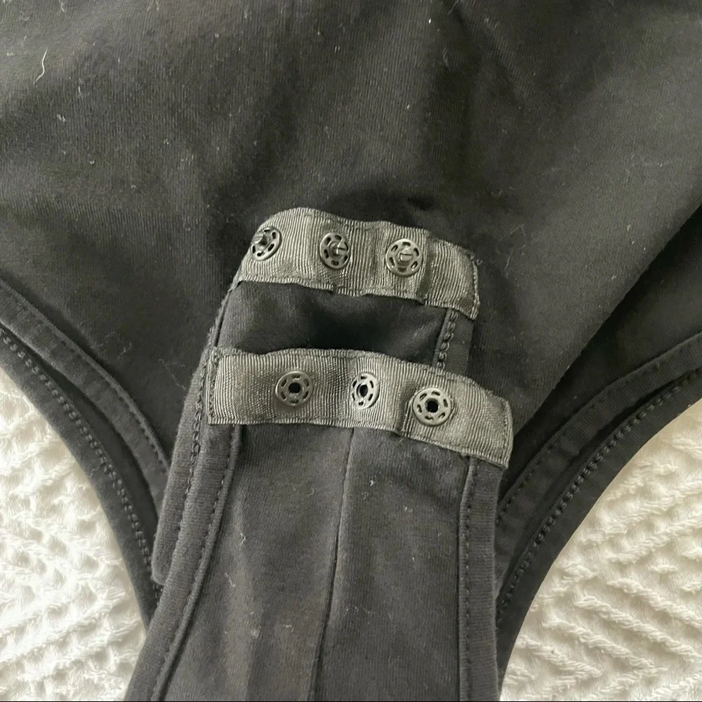 Black Floral Accent Body - Picture 8 of 8